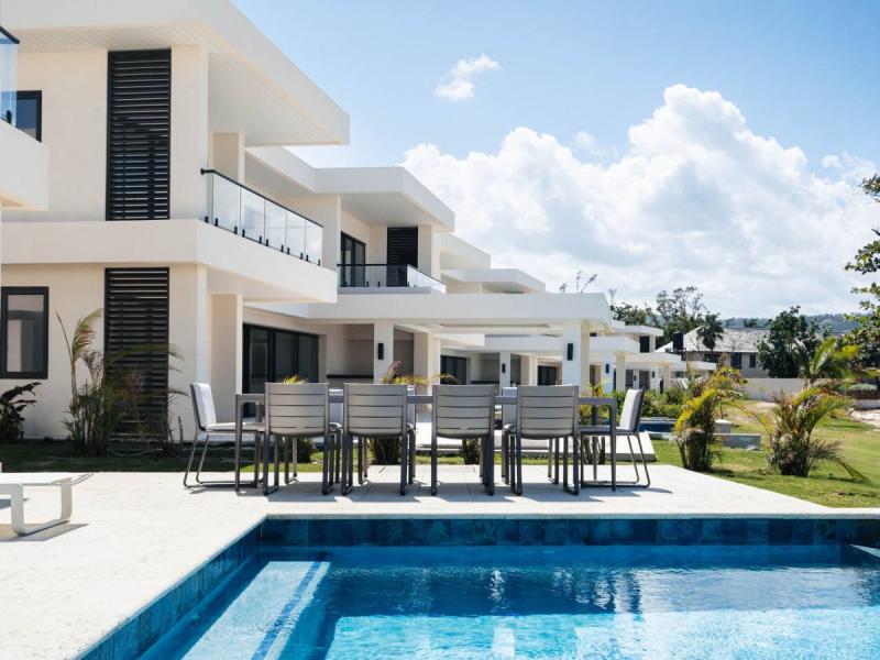 Amaara - Palm Beach on Runaway Bay , Runaway Bay  
