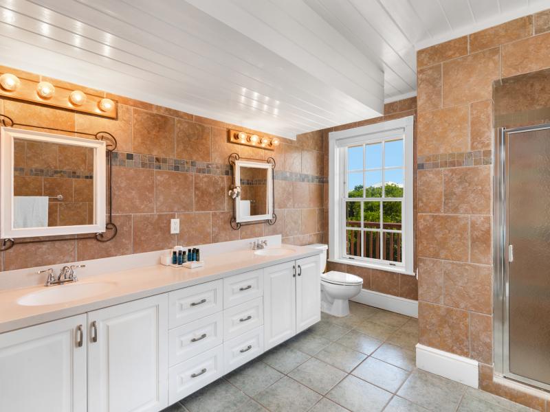 Vieux Caribe , Ocean Point  