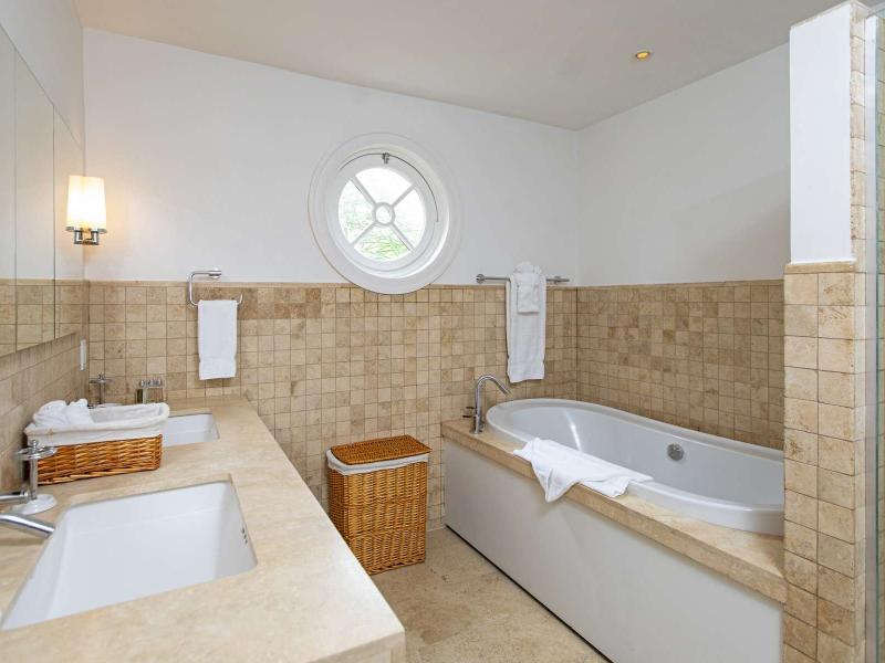 Sandy Cove 301 - beachfront  , Beachfront villas Barbados , Prospect , Sandy Cove , St James , West Coast Barbados  