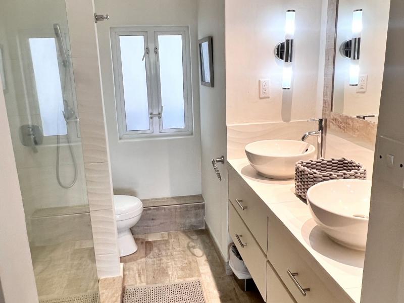 Glitter Bay 302 - Always Summer , Beachfront villas Barbados , Glitter Bay , Porters , St James , West Coast Barbados  