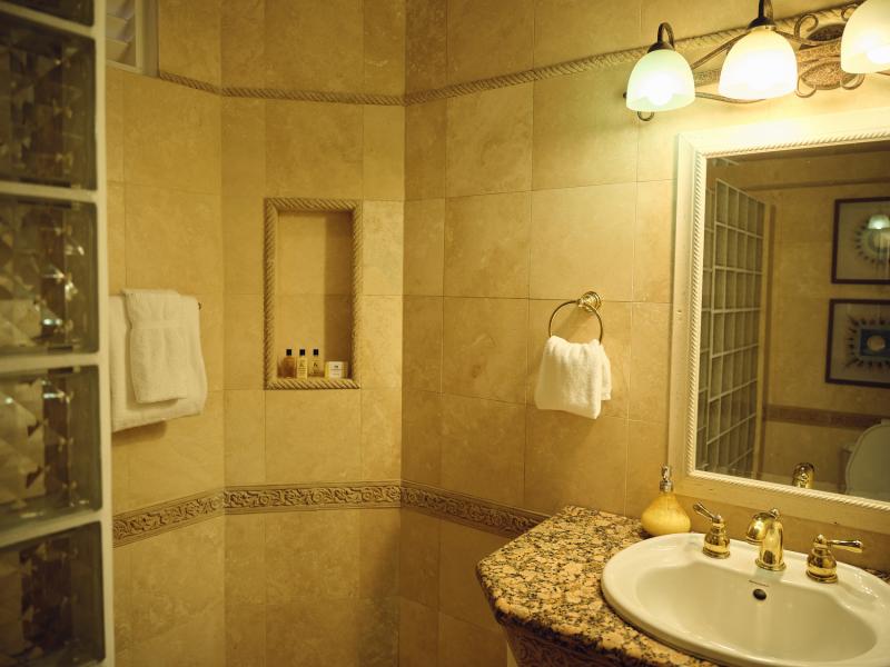 Villa Periwinkle , Gros lset  