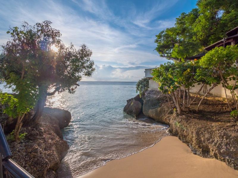Cove Spring House - Beachfront , Beachfront villas Barbados , St James , The Garden, Barbados , Waterfront villas Barbados , West Coast Barbados  