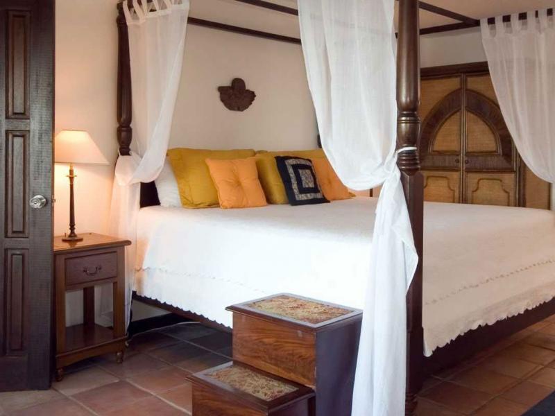 Zenaida Beach & Tennis Estate , Sandy Hill  