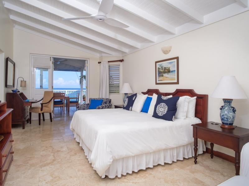 Scotch on the Rocks , Ocho Rios  