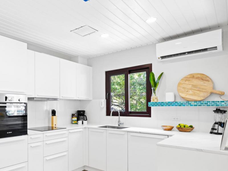Boca Beach House ,   