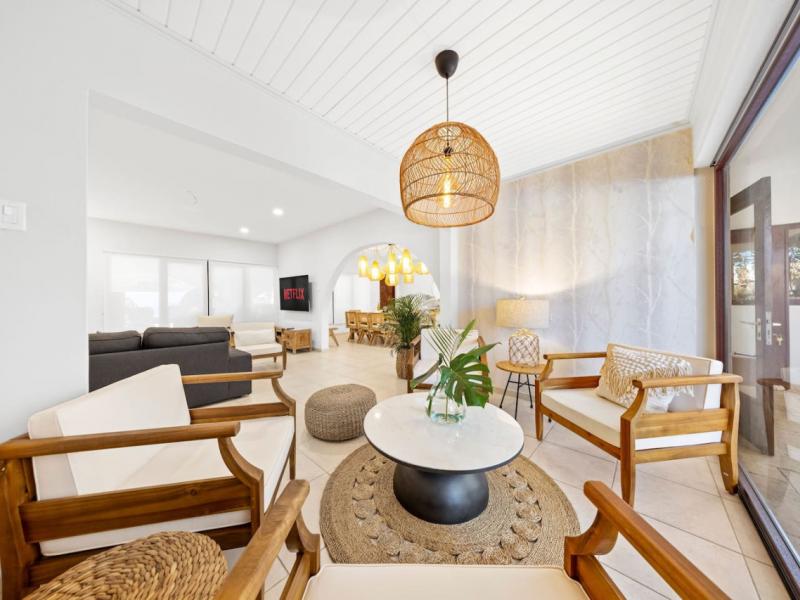 Boca Beach House ,   