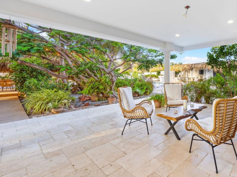 Boca Beach House ,   