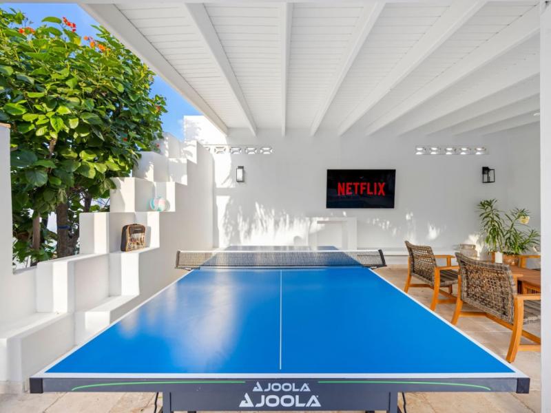 Boca Beach House ,   
