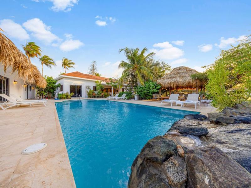 Boca Beach House ,   