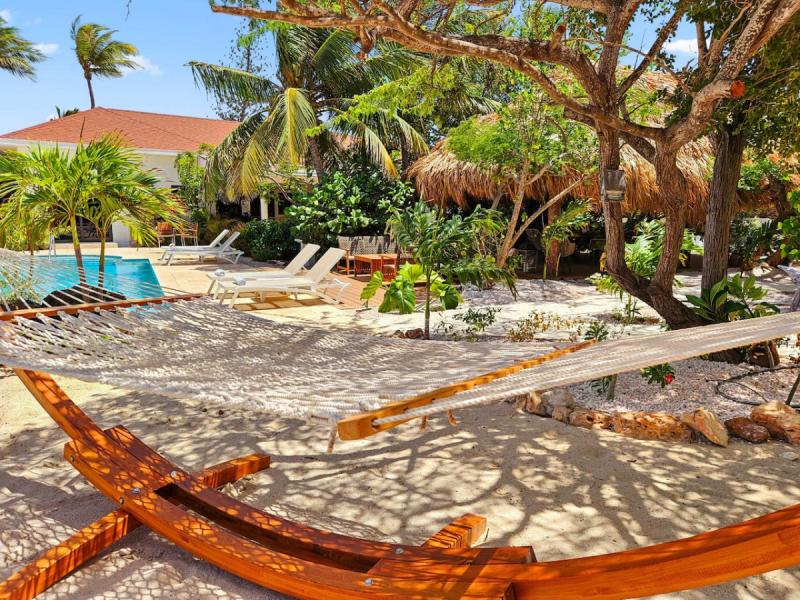 Boca Beach House ,   