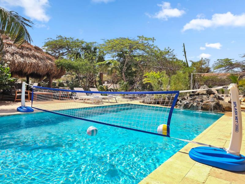 Boca Beach House ,   