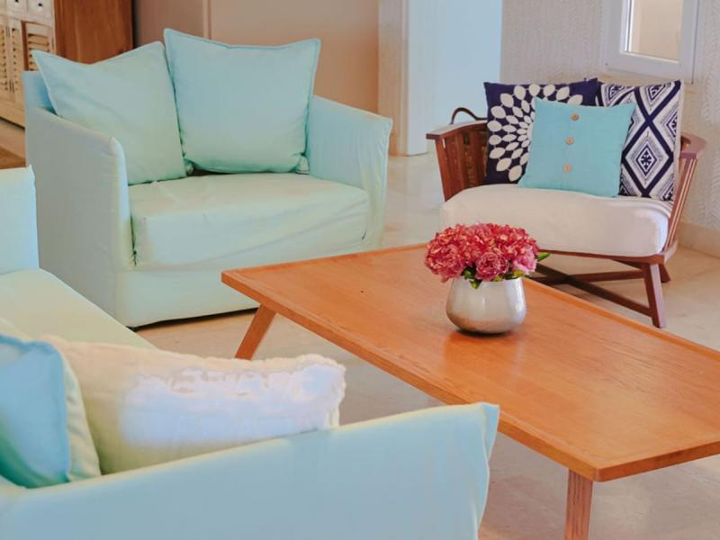 Catalina Beach House ,   
