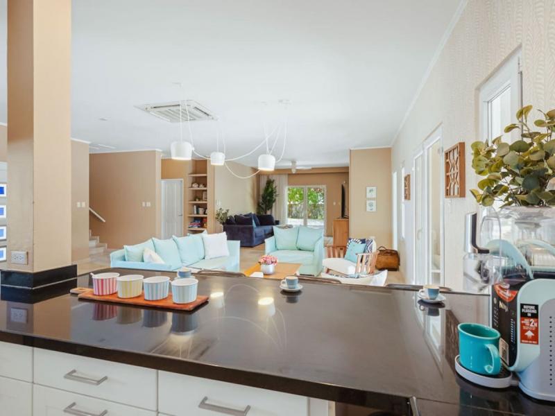 Catalina Beach House ,   