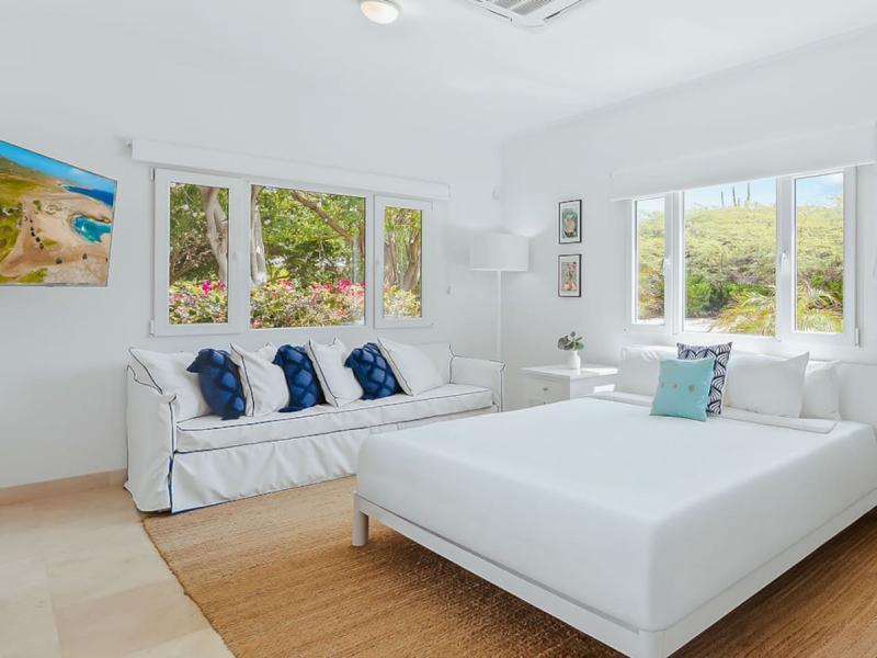 Catalina Beach House ,   