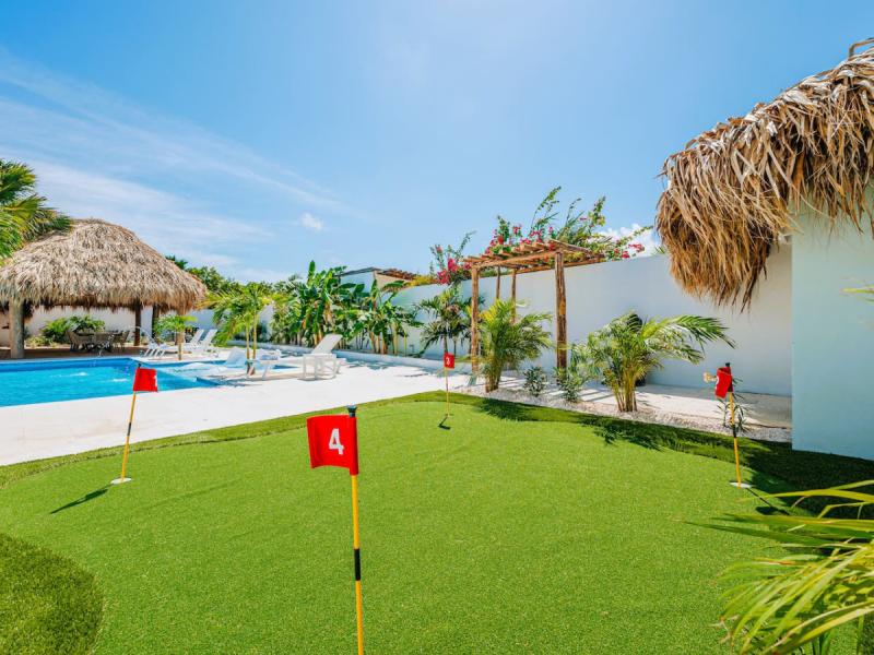 Conch Beach Villa ,   