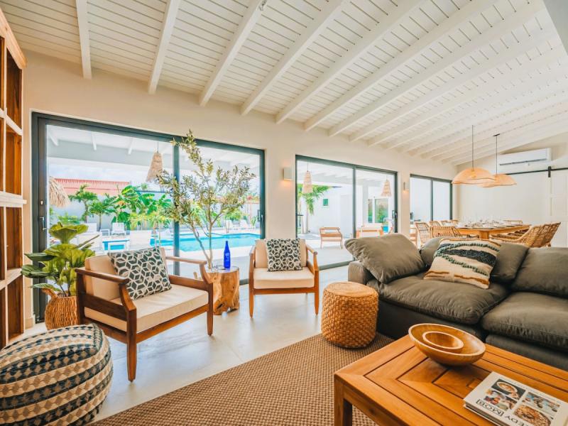 Conch Beach Villa ,   