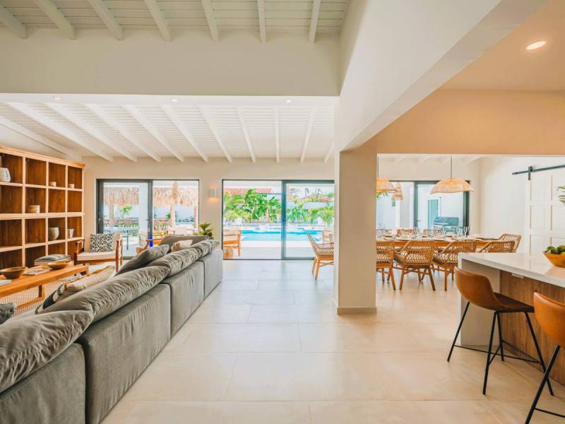 Conch Beach Villa ,   
