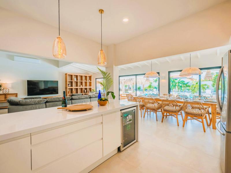 Conch Beach Villa ,   