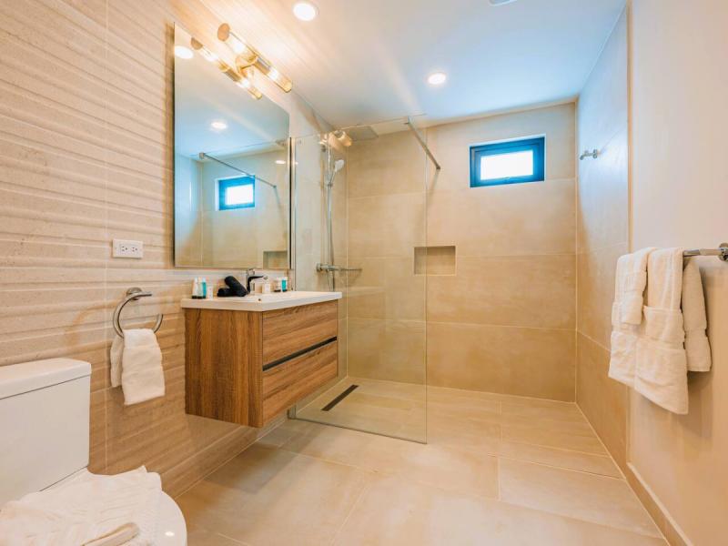 Conch Beach Villa ,   