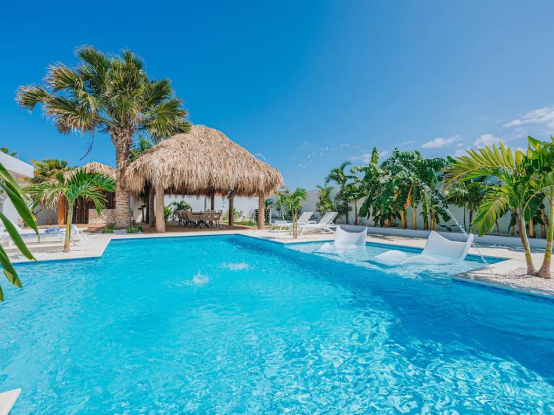 Conch Beach Villa ,   