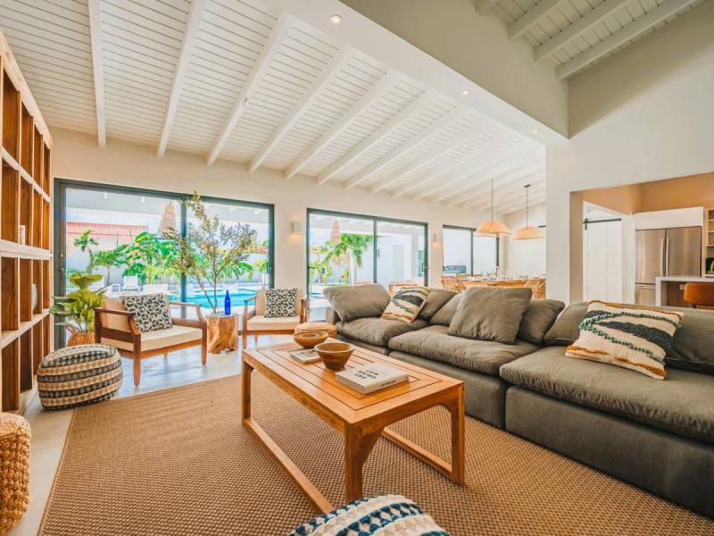 Conch Beach Villa ,   