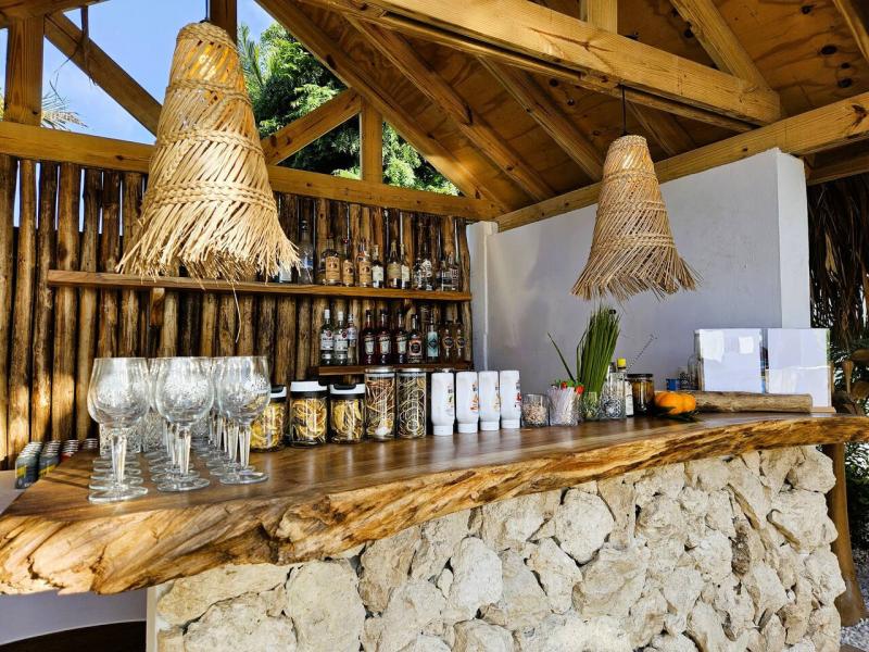 Conch Beach Villa ,   