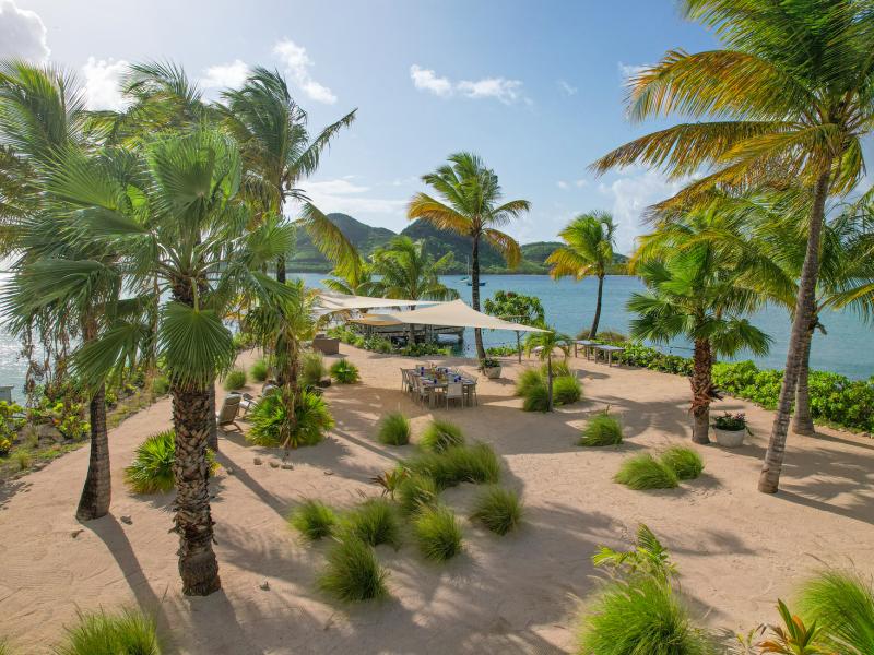 Palm One , Jolly Harbour  