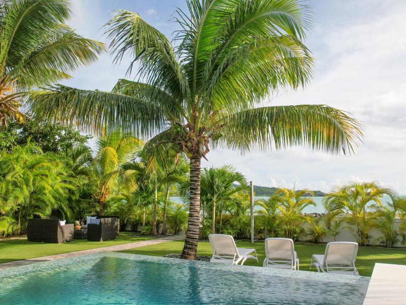 Jolly Beach House , Jolly Harbour  