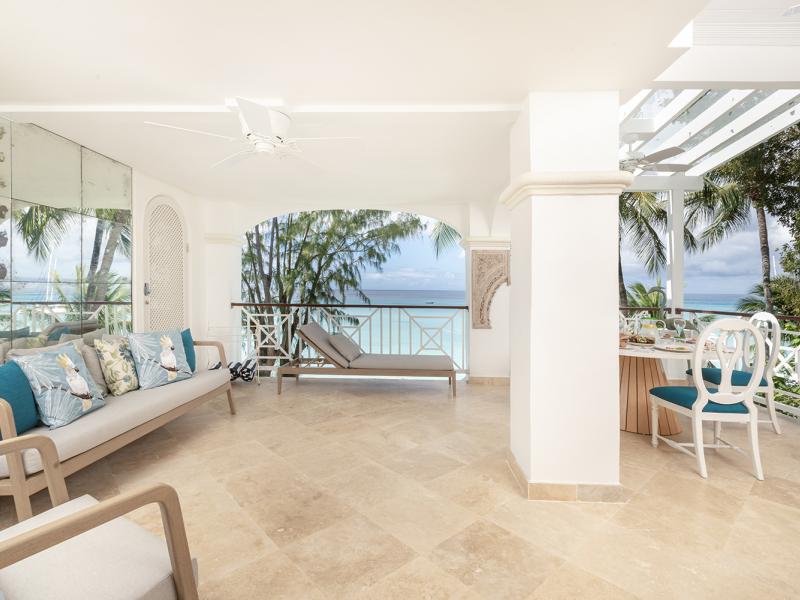 Old Trees Sea Breeze 204  , Beachfront villas Barbados , Old Trees , Paynes Bay , St James , West Coast Barbados  