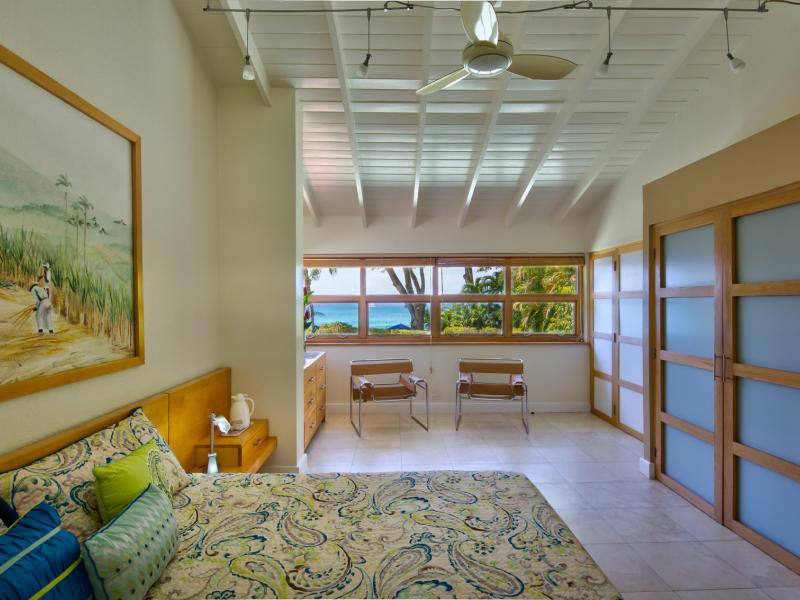 Thespina - Beachfront , St James  