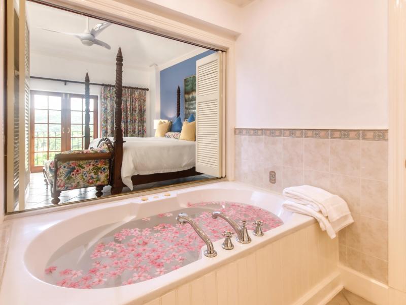 One Love , Montego Bay , Tryall  