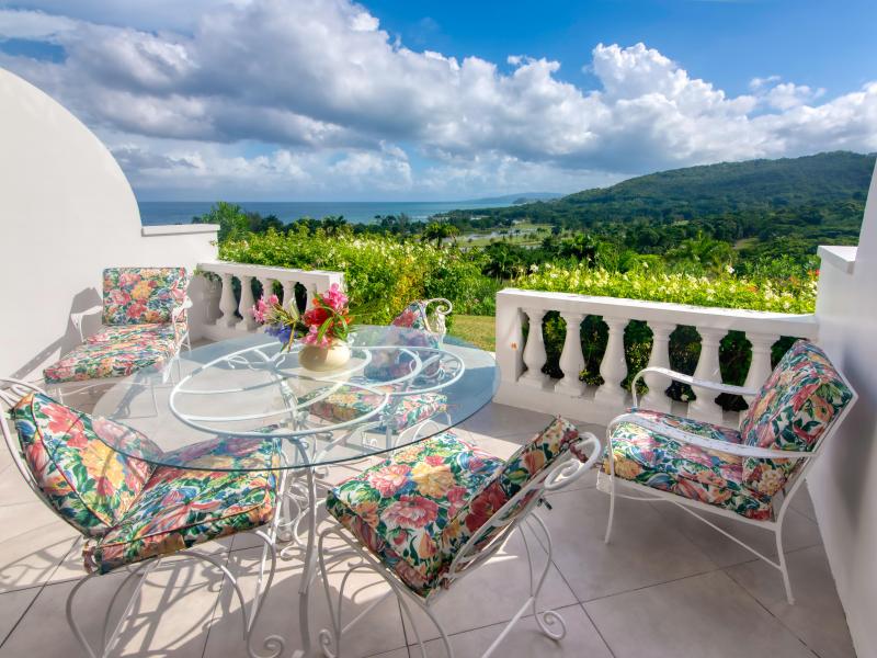 One Love , Montego Bay , Tryall  