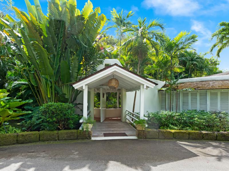 Sandy Lane Beach - Landmark House , Beachfront villas Barbados , Sandy Lane Beach , Sandy Lane Estate , St James , West Coast Barbados  