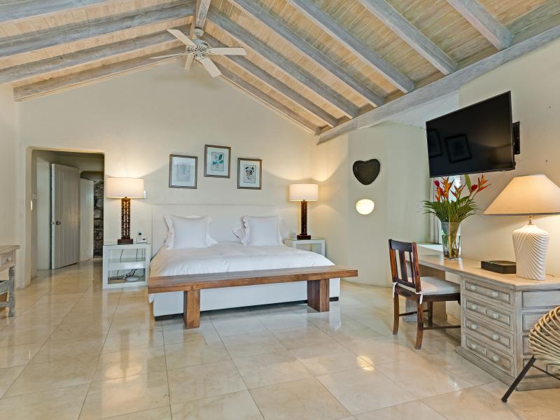 Sandy Lane Beach - Landmark House , Beachfront villas Barbados , Sandy Lane Beach , Sandy Lane Estate , St James , West Coast Barbados  