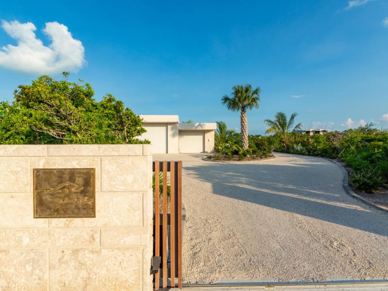 Dune House - Beachfront , Long Bay , Providenciales  