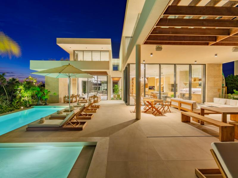 Dune House - Beachfront , Long Bay , Providenciales  
