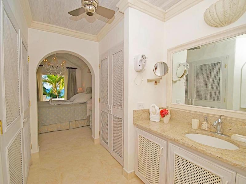 Emerald Beach 4 - Plumbago , Beachfront villas Barbados , Emerald Beach , Gibbes , St Peter , West Coast Barbados  