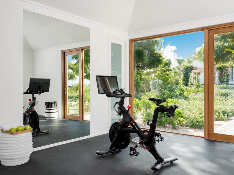 Emerald Pavilion - Beachfront , Grace Bay , Providenciales  