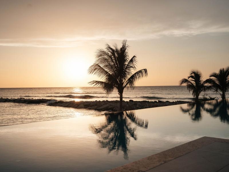 Endless - Palm Beach on Runaway Bay , Runaway Bay  