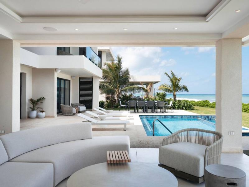 Endless - Palm Beach on Runaway Bay , Runaway Bay  