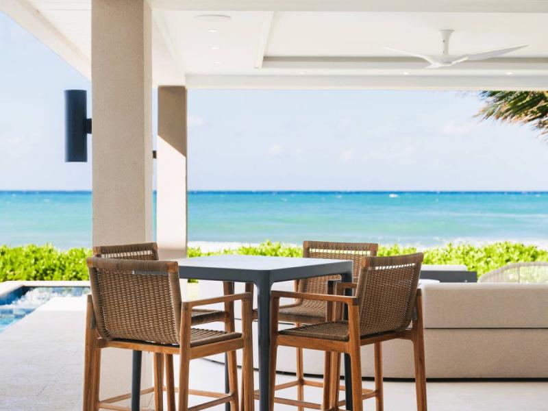 Endless - Palm Beach on Runaway Bay , Runaway Bay  