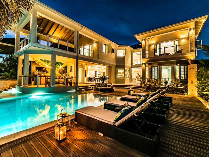 Everything Nice by the Sea , Montego Bay  