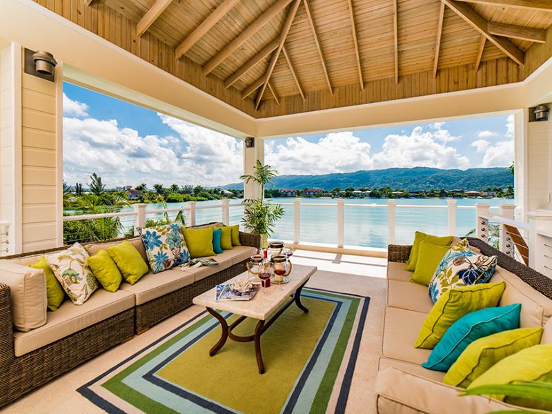 Everything Nice by the Sea , Montego Bay  