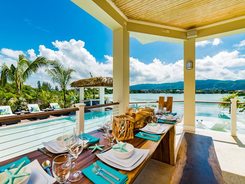 Everything Nice by the Sea , Montego Bay  