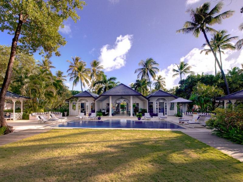 Jacaranda , L'Ansecoy Bay  