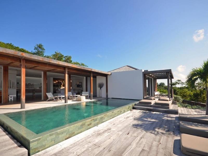 Rock U Villa , Route de Lurin  