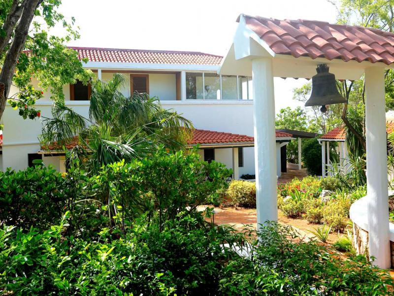 Zenaida Beach & Tennis Estate , Sandy Hill  