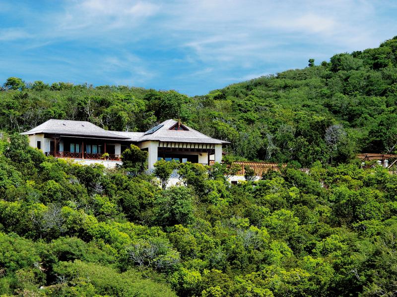 Villamia , Charlstown  