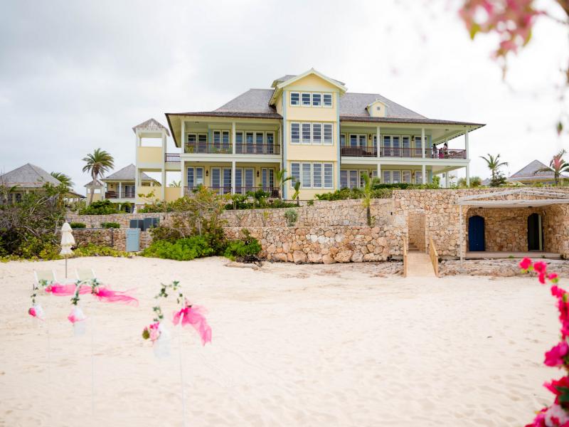 Villa Santosha , Long Bay  