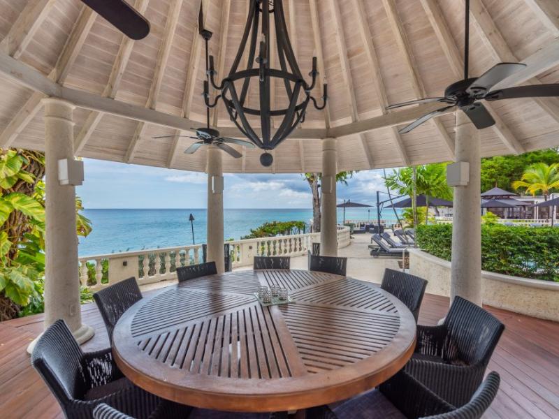 Cove Spring House - Beachfront , Beachfront villas Barbados , St James , The Garden, Barbados , Waterfront villas Barbados , West Coast Barbados  